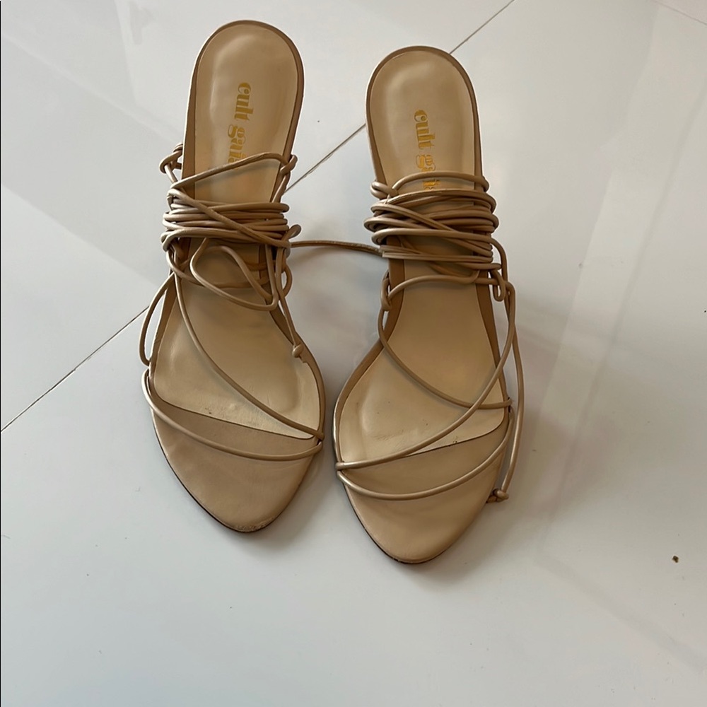 Elegant Tan Strappy Sandals